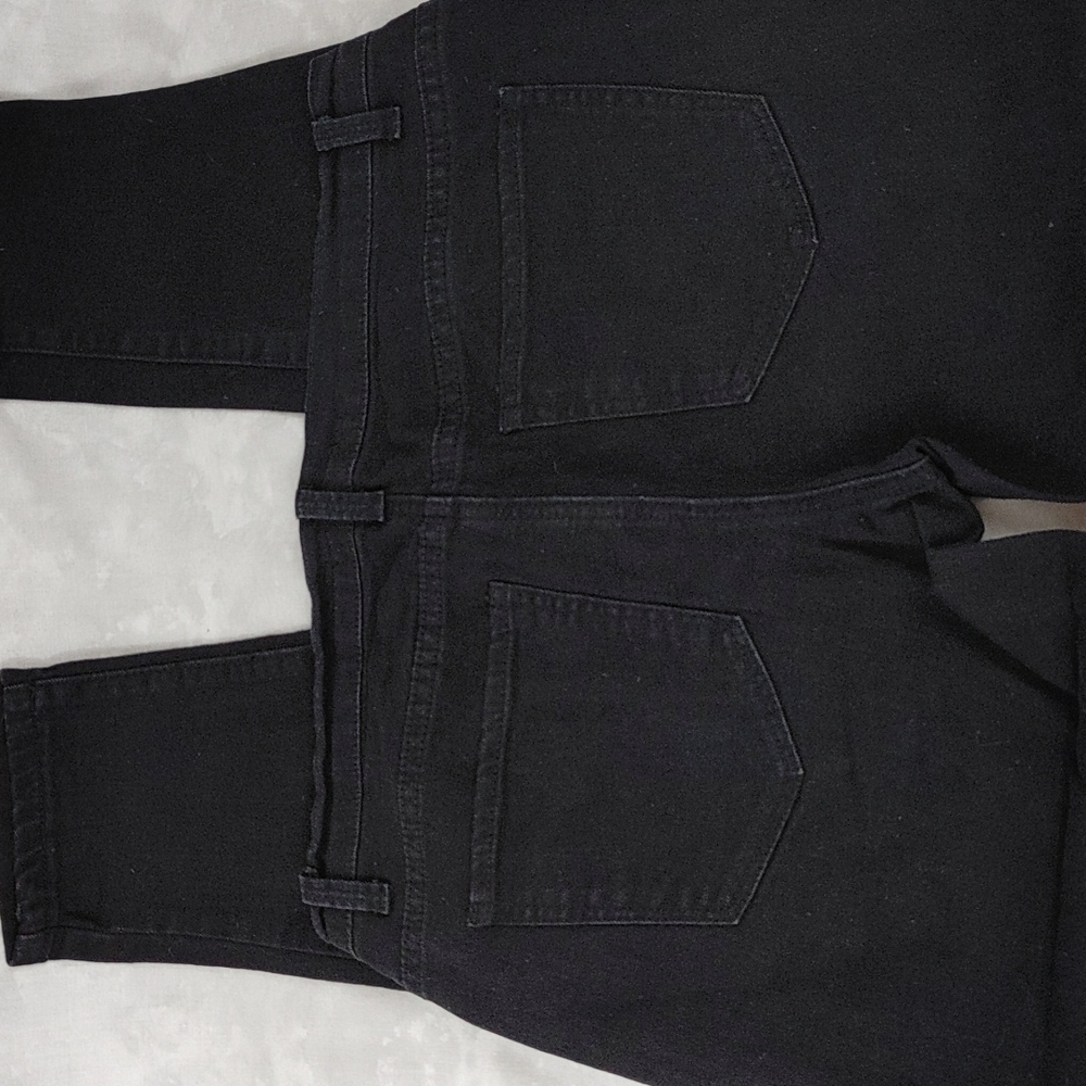 Forever 21 Black Skinny Jeans - Picture 6 of 10
